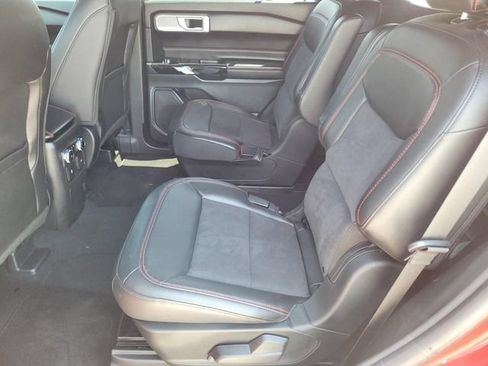 Used 2024 Ford Explorer ST-Line w/ Class IV Trailer Tow Package RWD image 26