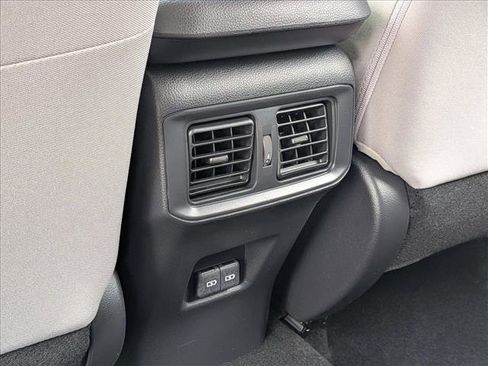 Used 2023 Toyota RAV4 XLE image 17