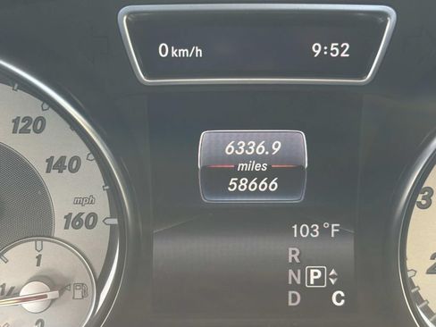 Used 2016 Mercedes-Benz GLA 250 image 26