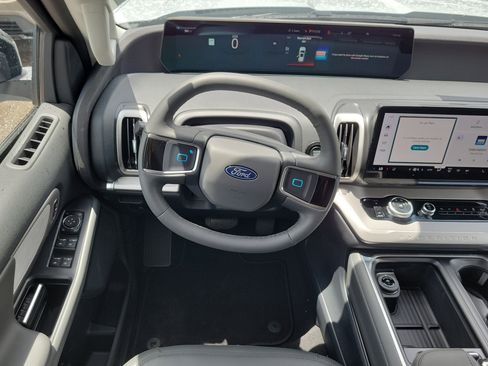 New 2026 Ford Expedition Max Active RWD image 15