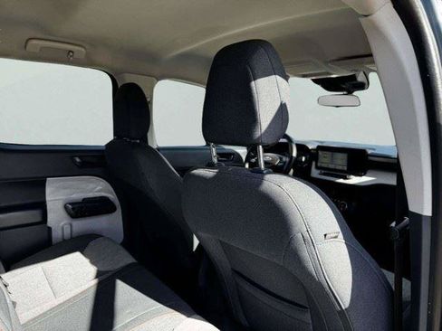 Used 2022 Ford Maverick XLT FWD image 45