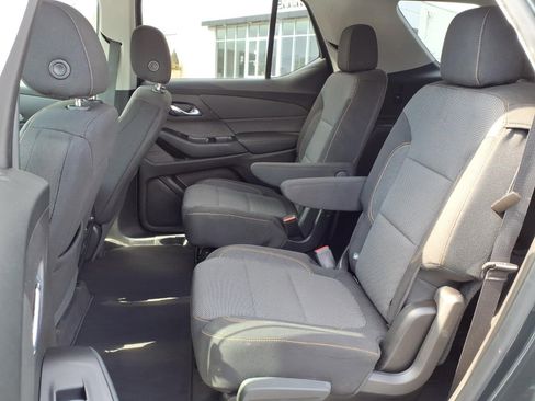 Used 2019 Chevrolet Traverse LT image 9