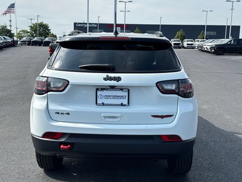 Used 2022 Jeep Compass Trailhawk w/ Trailhawk Elite Group AWD/4WD image 4