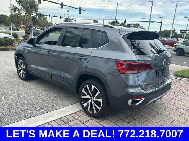 Certified 2023 Volkswagen Taos SE w/ Panoramic Sunroof Package FWD image 11