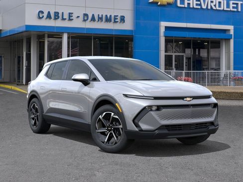New 2026 Chevrolet Equinox EV LT FWD image 7
