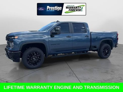 Used 2026 Chevrolet Silverado 2500 Custom w/ Custom Value Package AWD/4WD image 8