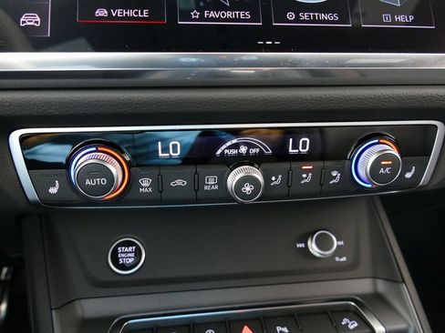 New 2025 Audi Q3 2.0T Premium Plus image 19