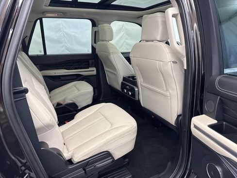 Used 2021 Ford Expedition Max Platinum AWD/4WD image 30