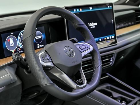 New 2026 Volkswagen Tiguan SEL R-Line AWD/4WD image 10
