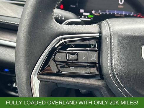 Used 2023 Jeep Grand Cherokee Overland w/ Luxury Tech Group IV AWD/4WD image 27