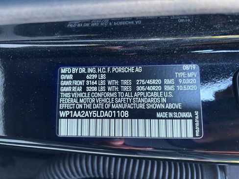 Used 2020 Porsche Cayenne image 35