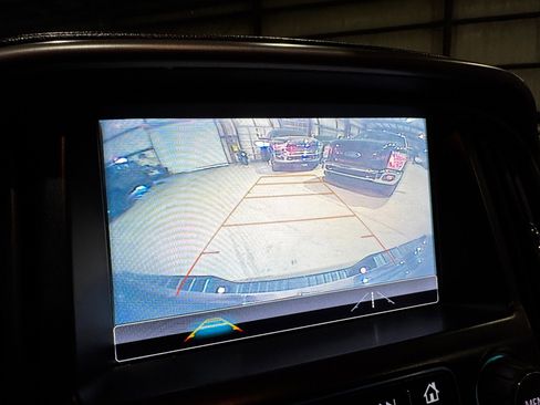 Used 2018 GMC Canyon All Terrain w/ All Terrain X Package AWD/4WD image 32