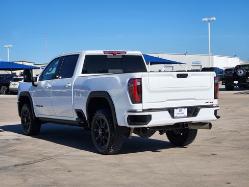 Certified 2024 GMC Sierra 2500 AT4 w/ AT4 Premium Plus Package image 5
