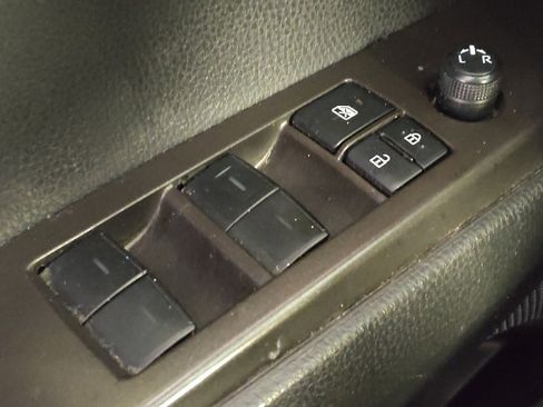 Used 2022 Toyota Camry SE image 27