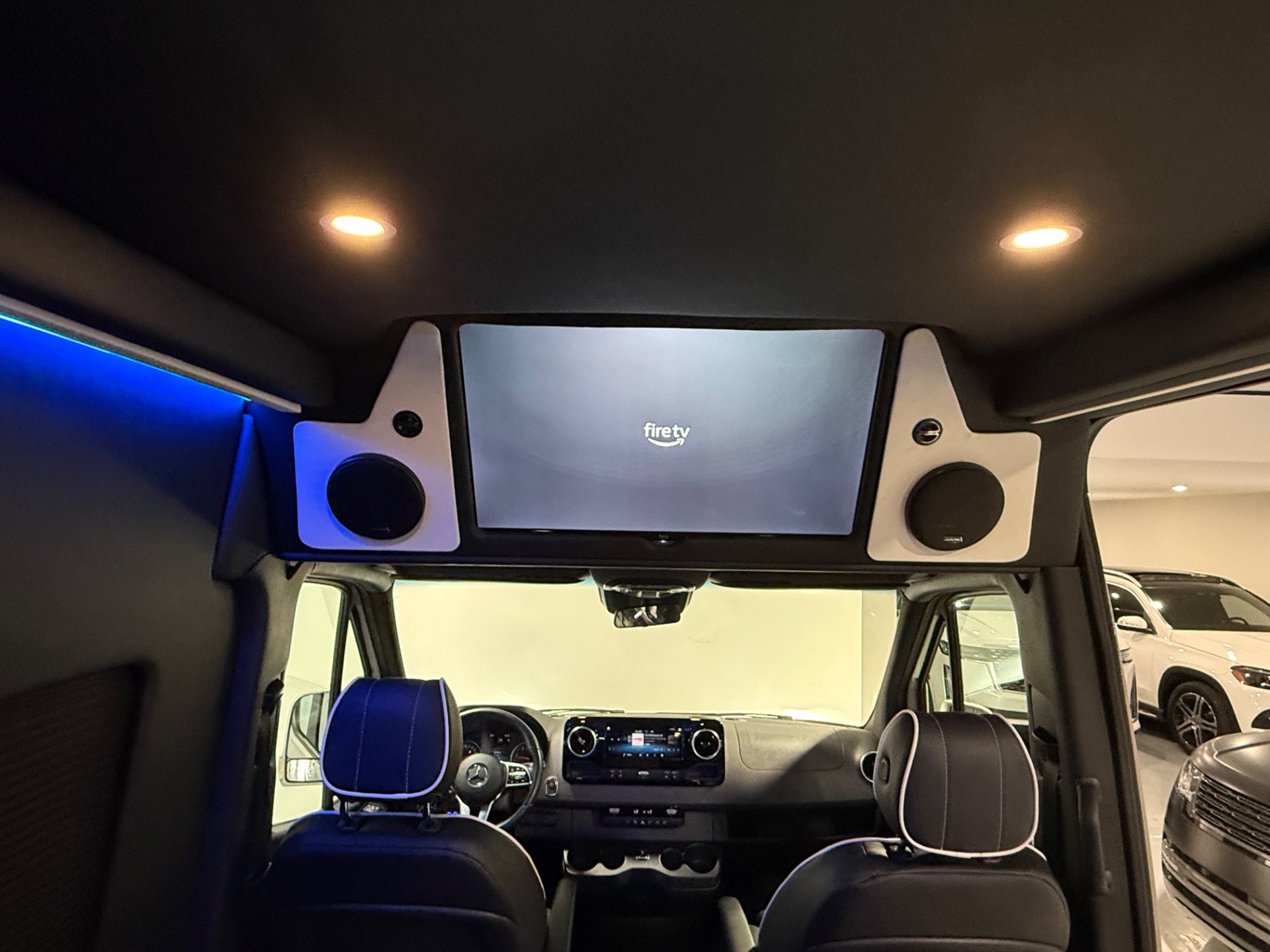 Used 2024 Mercedes-Benz Sprinter 2500 image 36
