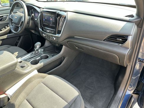 Certified 2022 Chevrolet Traverse LT image 27