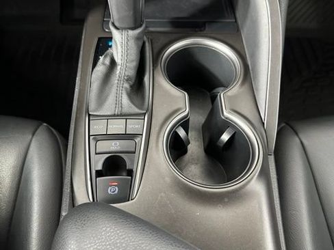 Used 2022 Toyota Camry SE AWD/4WD image 21