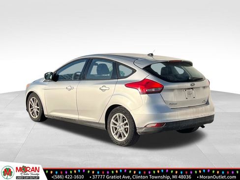 Used 2015 Ford Focus SE image 4