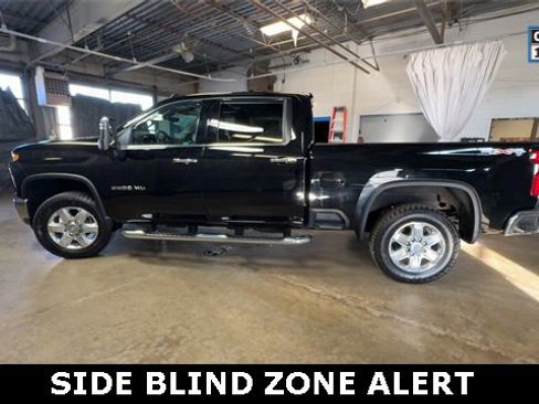 Used 2020 Chevrolet Silverado 2500 LTZ w/ LTZ Premium Package image 8