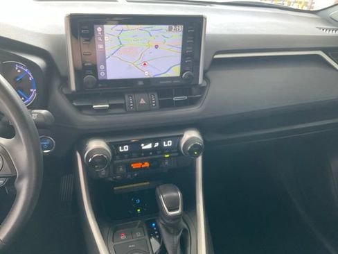 Used 2020 Toyota RAV4 XSE AWD/4WD image 14