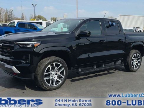 Used 2024 Chevrolet Colorado Z71 w/ Z71 Convenience Package 2 image 4