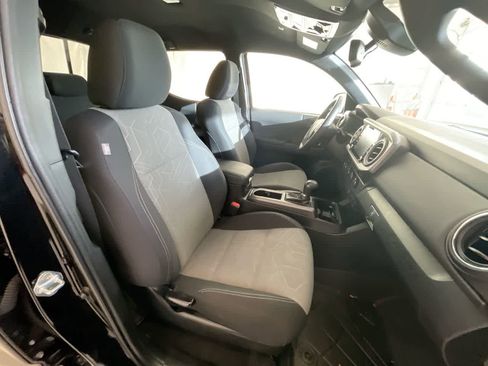 Used 2023 Toyota Tacoma TRD Off-Road w/ Black Out Package (TMS) image 24