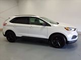 Used 2022 Ford Edge SE image 2