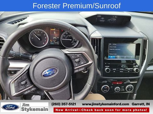 Used 2021 Subaru Forester Premium w/ Popular Package #1 AWD/4WD image 6