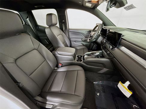 New 2025 Chevrolet Colorado LT w/ LT Convenience Package image 21