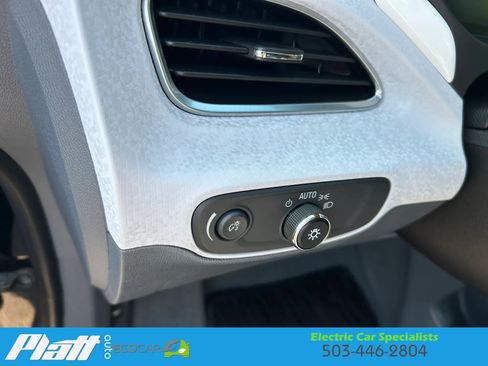 Used 2017 Chevrolet Bolt Premier w/ Driver Confidence II Package FWD image 14