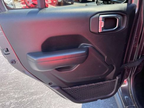 Used 2021 Jeep Wrangler Unlimited Rubicon AWD/4WD image 20