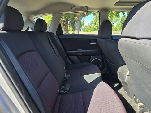 Used 2006 MAZDA MAZDA3 s Touring FWD image 19