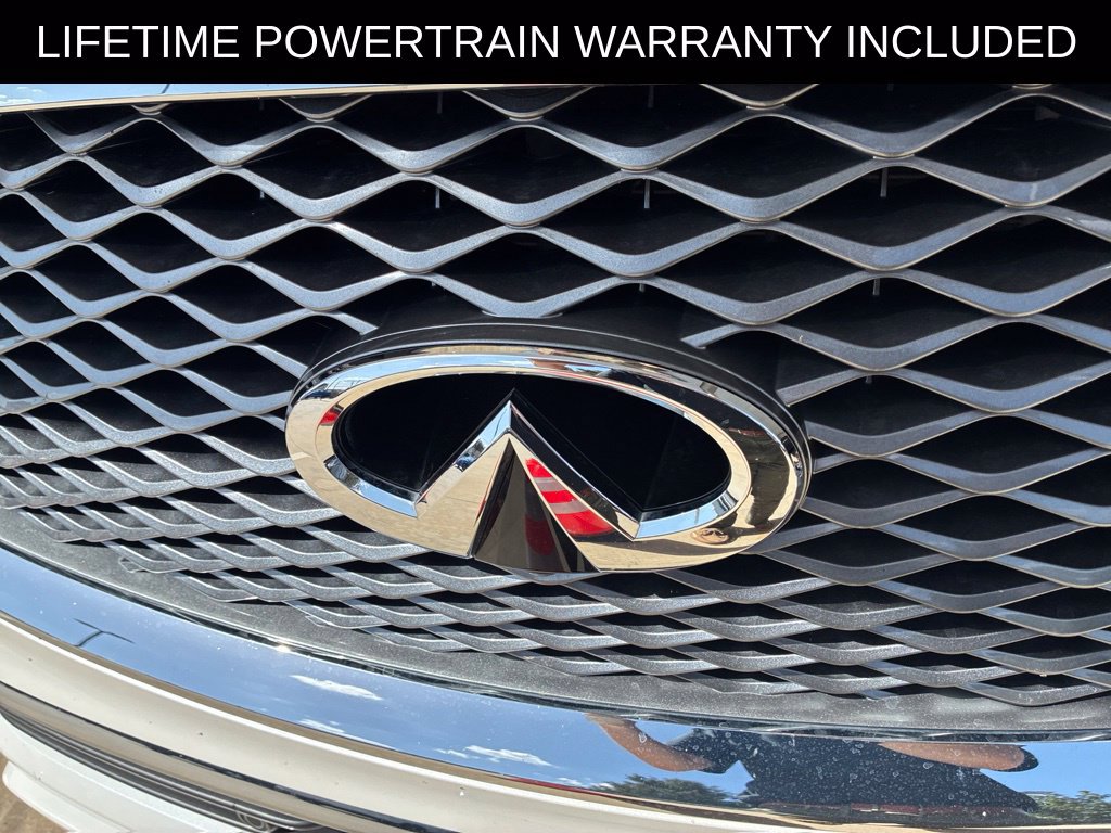 Used 2024 INFINITI QX80 Sensory w/ Cargo Package AWD/4WD image 3