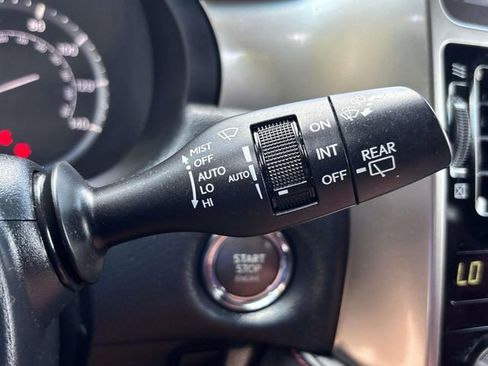 Used 2023 Lexus GX 460 Premium w/ Accessory Package AWD/4WD image 28
