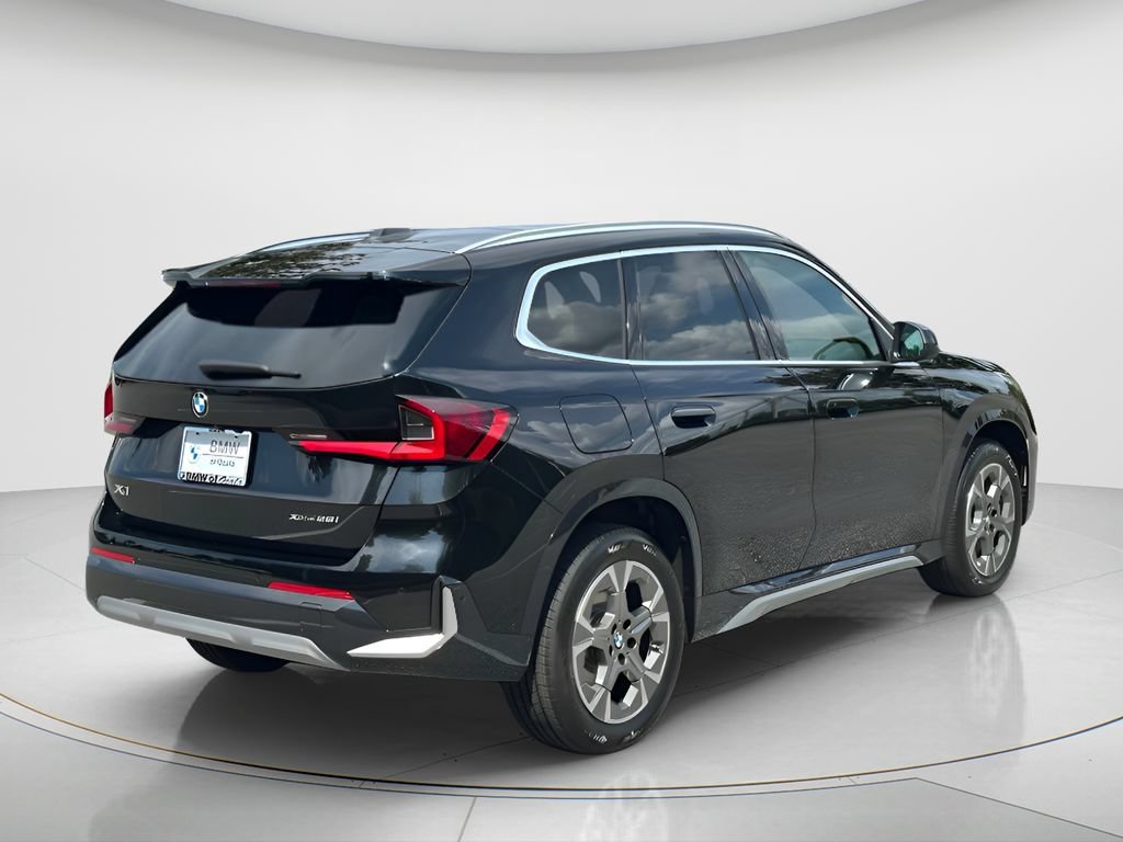 New 2026 BMW X1 xDrive28i w/ Convenience Package AWD/4WD image 5