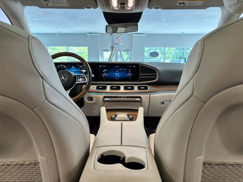 Used 2022 Mercedes-Benz GLS 450 GLS 450 4MATIC Sport Utility 4 image 24