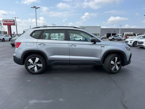 Certified 2024 Volkswagen Taos S AWD/4WD image 9