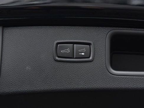 Used 2020 Porsche Macan image 28