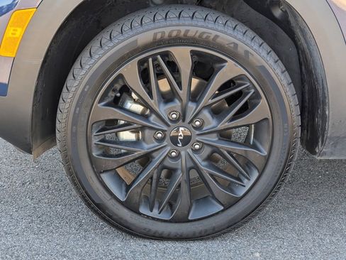 Certified 2022 Kia Seltos Nightfall Edition image 32