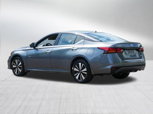 Certified 2021 Nissan Altima 2.5 SV AWD/4WD image 5