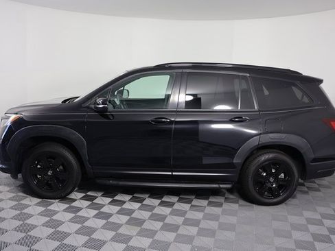 Used 2022 Honda Pilot TrailSport image 5