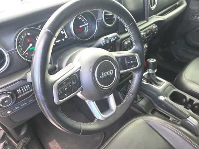 Used 2021 Jeep Wrangler Unlimited Sahara AWD/4WD image 18