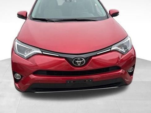 Used 2017 Toyota RAV4 XLE image 2