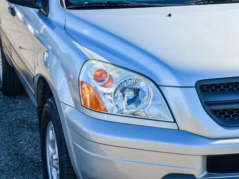 Used 2005 Honda Pilot LX image 4