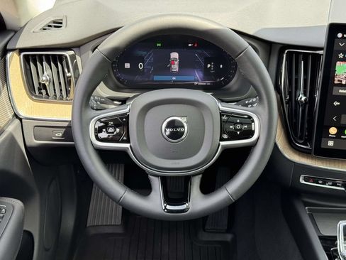 Used 2026 Volvo XC60 B5 Plus w/ Climate Package AWD/4WD image 16