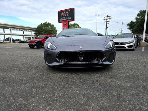 Used 2018 Maserati GranTurismo Sport image 10