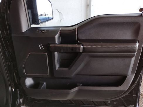 Used 2018 Ford F150 Raptor w/ Equipment Group 802A Luxury AWD/4WD image 11