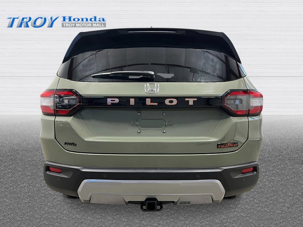 New 2026 Honda Pilot TrailSport image 4