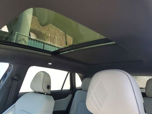 New 2026 Volkswagen Atlas Cross Sport SEL Premium R-Line image 18