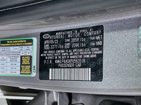 Used 2023 Hyundai Elantra Limited FWD image 33